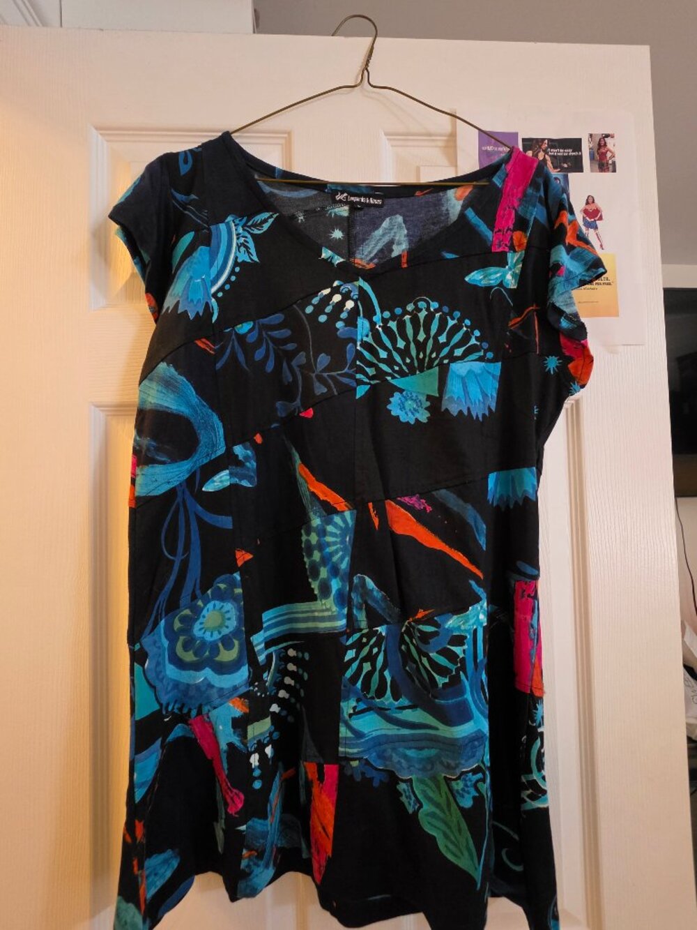 NWOT Leopards and Roses Size Large